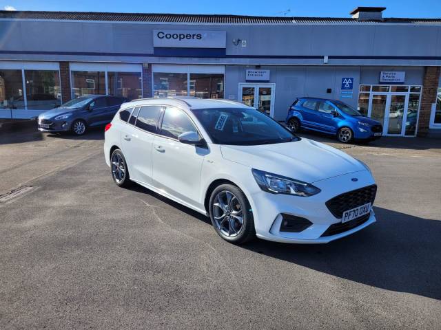 Ford Focus 2.0 EcoBlue ST-Line Euro 6 (s/s) 5dr Estate Diesel Frozen White