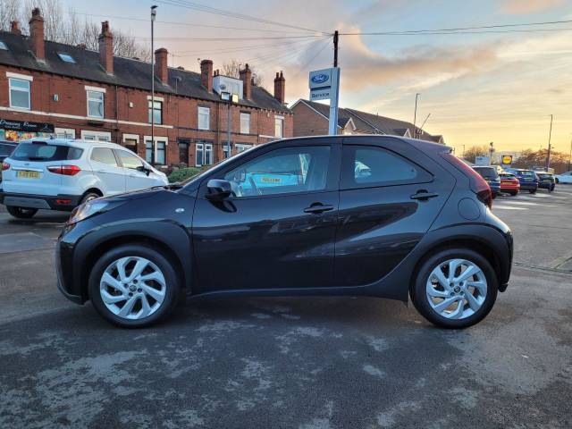 2022 Toyota Aygo X 1.0 VVT-i Pure Euro 6 (s/s) 5dr
