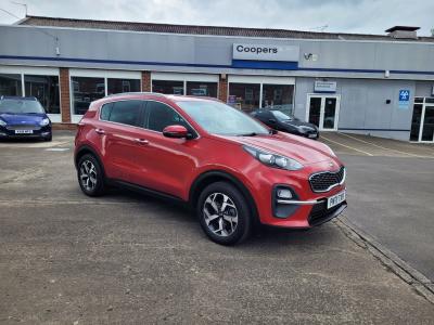 Kia Sportage 1.6 GDi 2 Euro 6 (s/s) 5dr SUV Petrol Metallic Red at Coopers of Oulton Leeds
