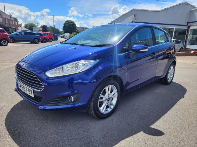 2016 Ford Fiesta 1.25 82PS Zetec Euro 6 5dr