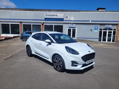 Ford Puma 1.0T 125PS EcoBoost MHEV ST-Line Euro 6 (s/s) 5dr SUV Hybrid Frozen White at Coopers of Oulton Leeds