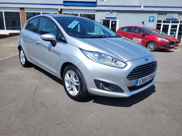 2016 Ford Fiesta 1.0T EcoBoost Zetec Powershift Euro 6 5dr