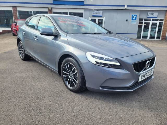 2017 Volvo V40 2.0 D2 Momentum Nav Plus Auto Euro 6 (s/s) 5dr